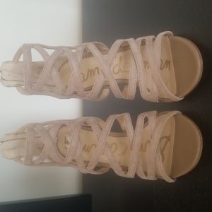 Sam Edelman Nude Sued heels
